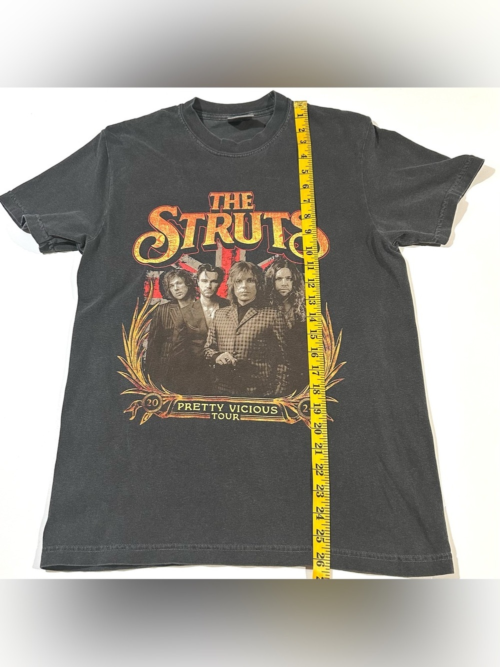 The Struts Union Jack Graphic Band T-Shirt XL Black Comfort Colors Tag - Picture 7 of 8